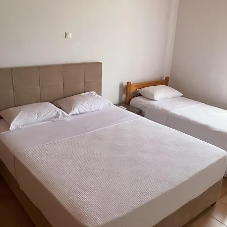 Lina's House